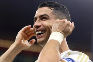 开云体育官网-萨哈：C罗成就盖过了梅西，他已在准备世界杯&amp;amp;不踢世俱杯很明智