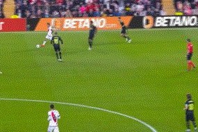 开云体育官网-【西甲】阿森西奥造2球反超 皇马2比3负落后巴萨2分